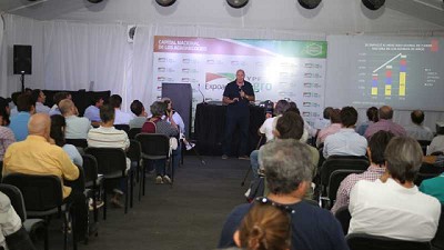 Estrés térmico bovino, eficiencia de conversión y mercados en la Jornada Brangus