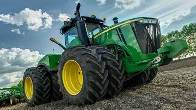 John Deere sube la potencia con tractores de hasta 570 HP