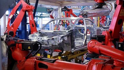 Cinco automotrices, listas para retomar la producción