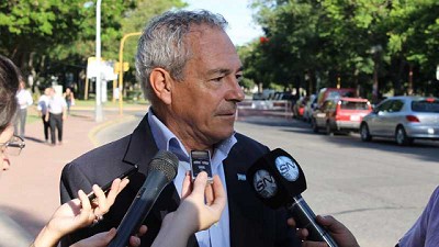 Barletta le propuso a Perotti salir al rescate de las Pymes