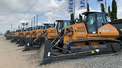 CASE entregó 125 equipos al Ministerio de Transporte de Angola