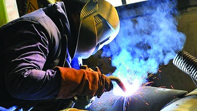 La actividad mejora algo: no es V, pero tampoco L