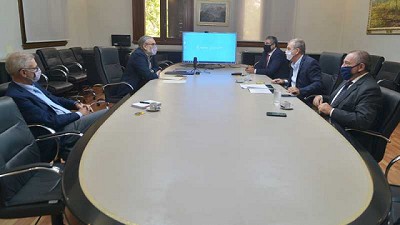 Agricultura analizó junto a los acopiadores el conflicto que paraliza el transporte de granos