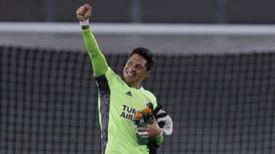 Alberto y los K versus River y el campo; por Ricardo Bindi