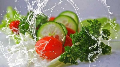 Gestionar la calidad y el control de los alimentos es fundamental para evitar la contaminación microbiológica