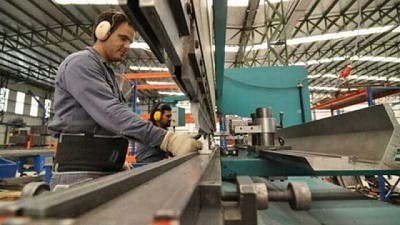 Menos presión fiscal: proponen reducciones en las contribuciones patronales y personales para impulsar el empleo formal