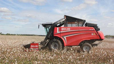 Premian a la cosechadora de algodón de Dolbi por su innovación