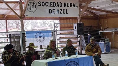 Con el cierre de exportaciones de carne perdimos todos