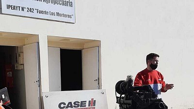 Case IH realizó una donación de motores para apoyar la educación de las futuras generaciones agrícolas