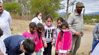Un grupo de empresas lanza un innovador programa que combina educación ambiental y producción