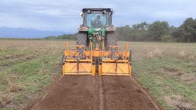 Doble TT sumó el canterizador Groove 2010