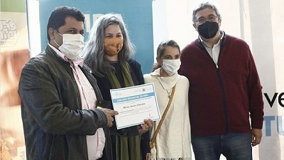 Rodríguez destacó la calidad de la miel bonaerense y el crecimiento del sector