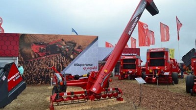 Mainero sumó la extractora 2350 con enrollado de bolsa