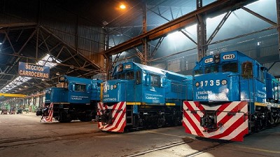 Locomotoras y nuevos vagones contenedores se suman a los Trenes Argentinos de Cargas 