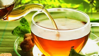 Mientras Alberto toma el te con Milagro,  el campo hace milagros; por Ricardo Bindi