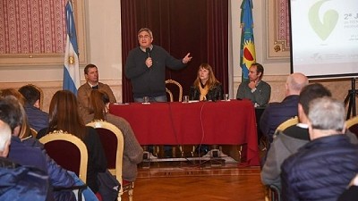 Javier Rodríguez participó del lanzamiento del Segundo Encuentro sobre Producción con Biológicos en cultivos extensivos