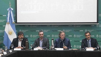 Bahillo y las Cámaras del Sector pesquero acordaron liquidar 300 millones de dólares