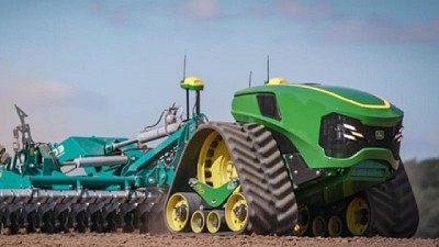John Deere prepara el lanzamiento de su tractor robot eléctrico