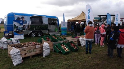BASF amplía su campaña Conectados por la Tierra para transmitir conocimientos del sector entre escuelas y universidades