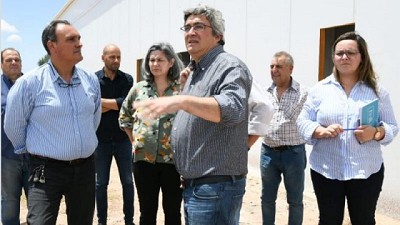 El ministro Javier Rodríguez recorrió las obras del nuevo frigorífico de Arrecifes