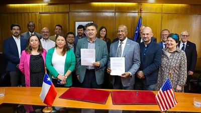 Ministerio de Agricultura de Chile establece alianza en investigación y tecnología con Universidad UC Davis