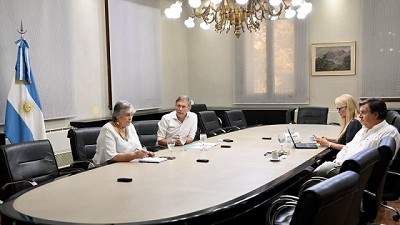 El Consejo Federal Agropecuario se reunió para coordinar acciones contra la influenza aviar