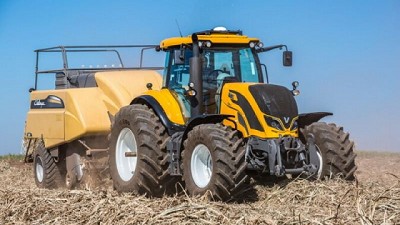 Valtra pone más fichas en la ganadería