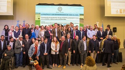 Entidades entrerrianas consensuaron políticas públicas y se las presentaron a los precandidatos