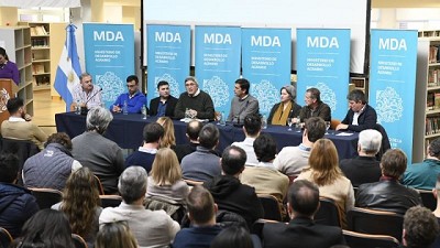 “Las cooperativas son las promotoras del desarrollo local”, sostuvo Laucirica en Tandil