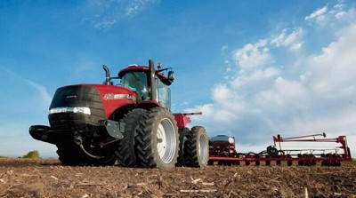 Tractores de Alta Potencia: andar sobre ruedas en tareas duras