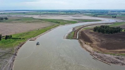 La Provincia construye su propio canal de Panamá y sueña con navegarlo