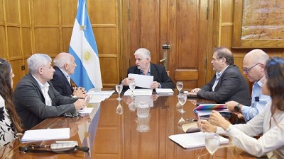 Vilella se reunió con autoridades del Centro de Empresas Procesadoras Avícolas (CEPA)