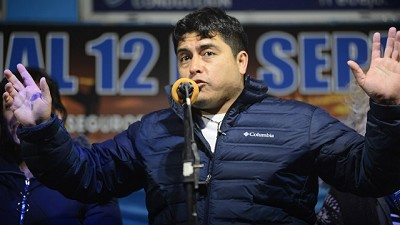 Santa Cruz: el gobernador rematará el 80% de los autos públicos y denunció que faltan unidades