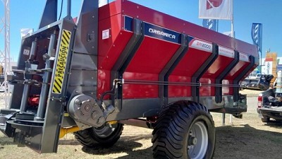 Syra lanzó la abonadora EA de 12.000 litros y va por más