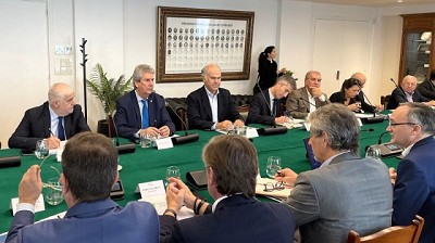 El CAA presento sus propuestas al equipo económico, a la Cancillería y a los legisladores nacionales