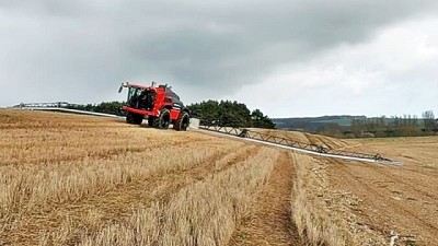 Horsch lanzó un barral articulado que se nivela solo