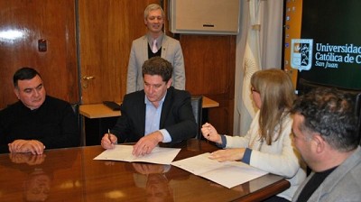 Producción y UCCuyo trabajan para fomentar el comercio exterior en la matriz productiva local