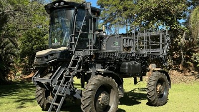 La máquina robot que planta 1.800 árboles por hora