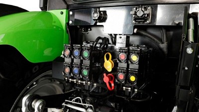 Los tractores ganan en potencia hidráulica con el Power Beyond