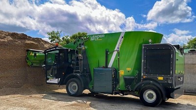 Gauss Landtechnik trae a la Argentina el mixer autopropulsado de Faresin