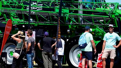 Maquinaria agrícola: retroceso mensual del 40%, pero el primer semestre crece más del 40% interanual