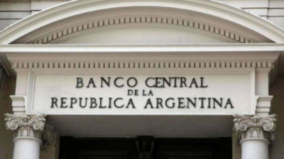 Los intereses en juicios laborales siguen sin resolución